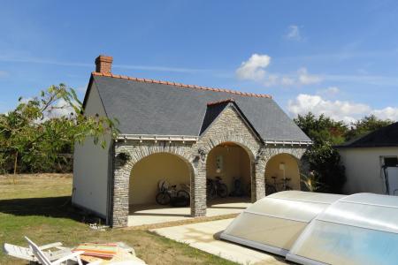 Pool house pour piscine